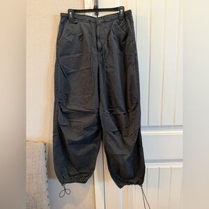 Good American parachute Cargo Pants for sz 6/28